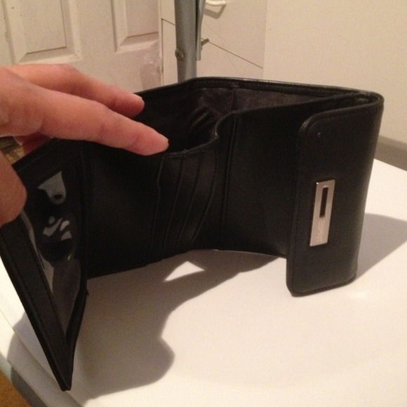 Wallet - Picture 2 of 3