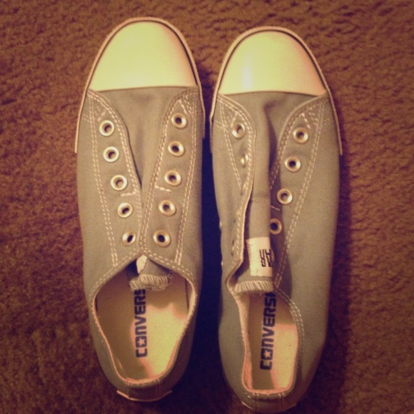 Grey converse sneakers