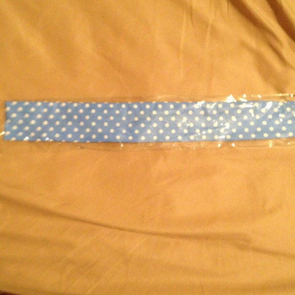 SOLD ❌Blue polka dot wire headband - Modcloth NWT
