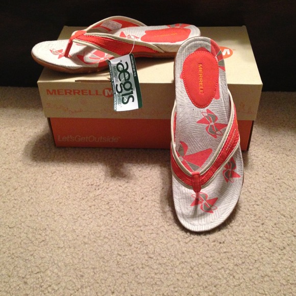💋SOLD💋Merrell Lorelei Thong in Lychee size 8