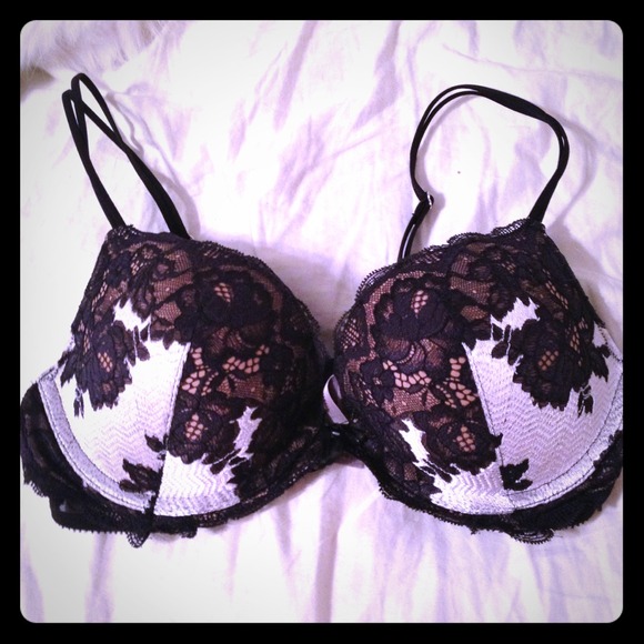 Victoria's Secret push-up bra 34c