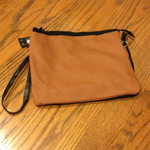 Individual Various colored faux leather clutches.