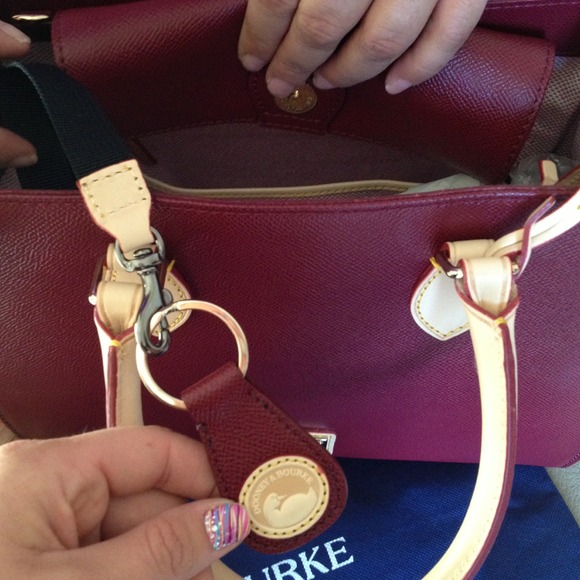 Authentic Dooney & Bourke sold - Picture 2 of 4