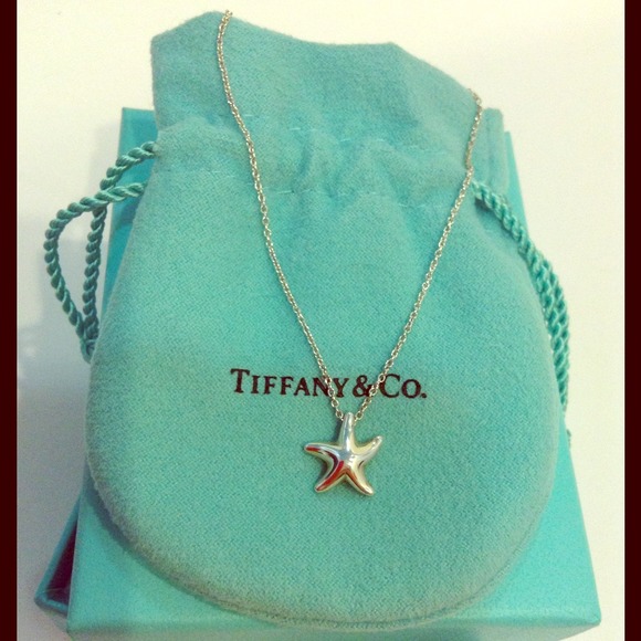 **XMAS SALE**NEW Tiffany&Co starfish necklace