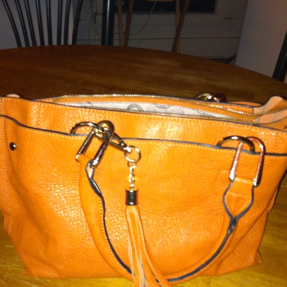 Light Brown Soft Leather Bag - Picture 2 of 4