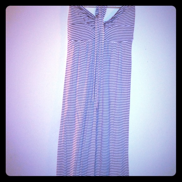LOFT Dresses & Skirts - Strapless dress from the Loft.