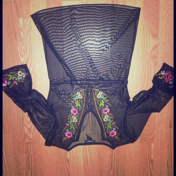 Express shirt very pretty