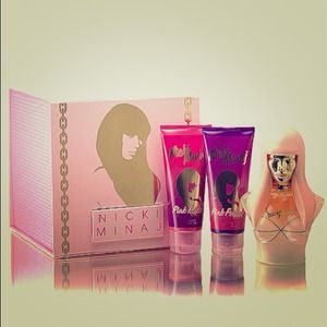 Brand new nicki minaj perfume set