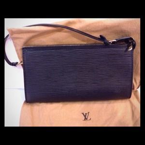 *SOLD ON EBAY*Auth LV epi leather pochette/clutch