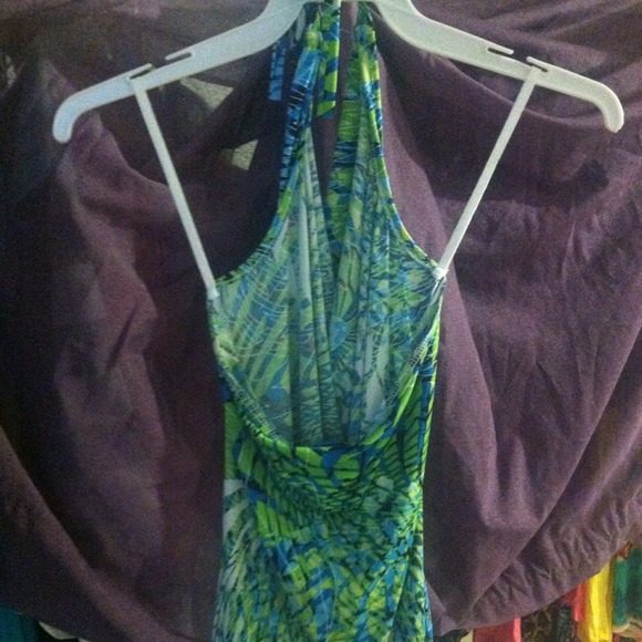 Multi-colored halter - Picture 3 of 3