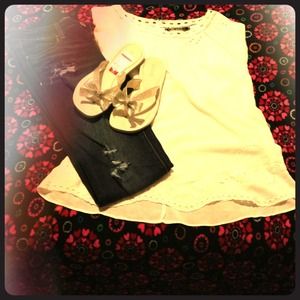 Skinny Jeans, top, & flip flops! Have all 3 or 1!