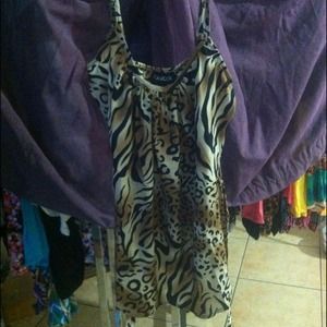 Very cute print spaghetti strap top