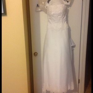 Lady Eleonor Wedding Gown size 10
