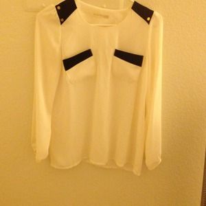 ****Bundled*** Blouse