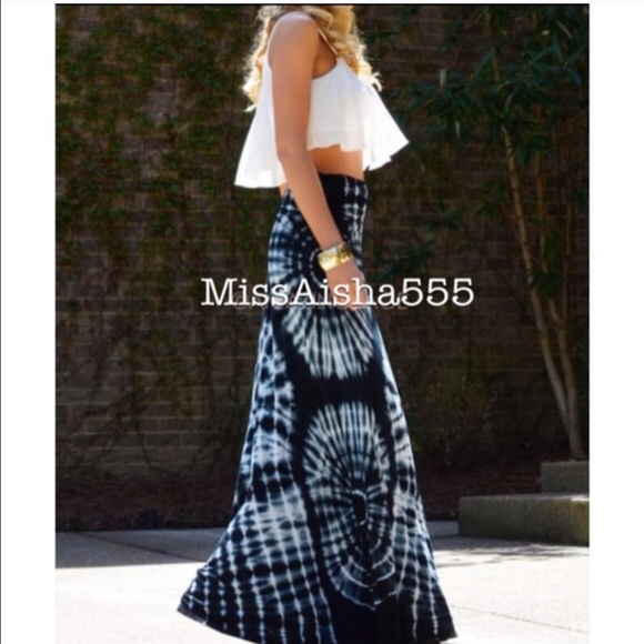 String tie dye maxi skirt ONE HOUR SALE - Picture 2 of 2
