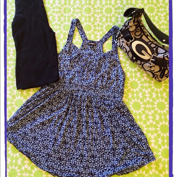 Express Blue Floral Printed Top - Picture 1 of 4