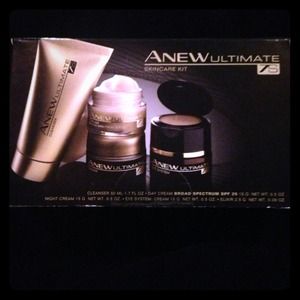 Anew Ultimate 7S Skincare Kit