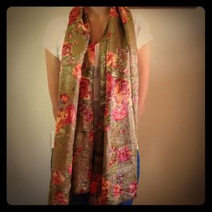 Gold and Roses Scarf