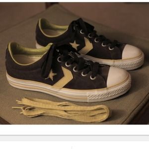 NWOT Brown Converse