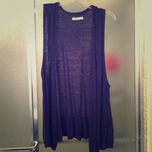 Purple sleeveless pull over