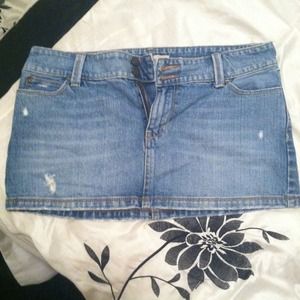 Perfect condition hollister jean skirt