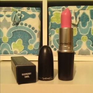 💢SOLD💢 MAC Raspberry Swirl