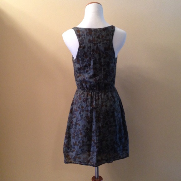 Floral Print Summer Ruffle Dress - Picture 3 of 4