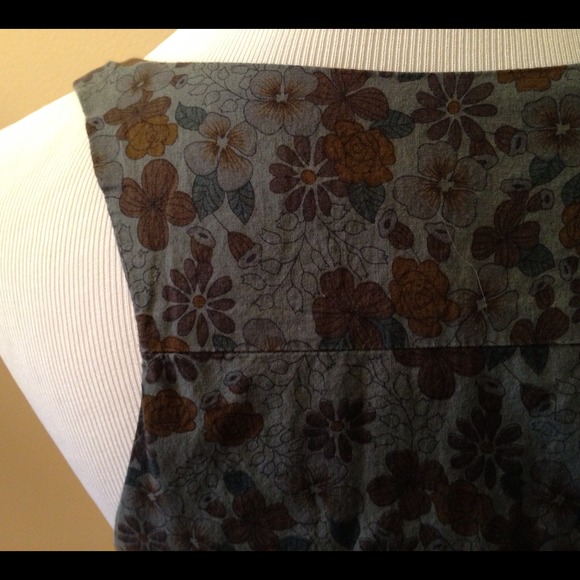 Floral Print Summer Ruffle Dress - Picture 4 of 4