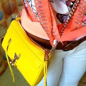 100% AUTHENTIC Rebecca minkoff mini Mac bag