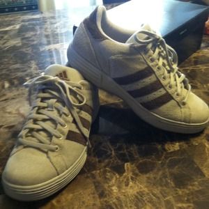 Adidas womens suede shoe