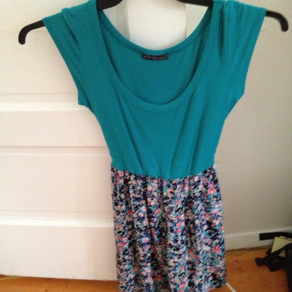 ❌SOLD❌ Body central sm/md short dress