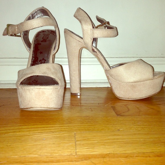 Open toed heals
