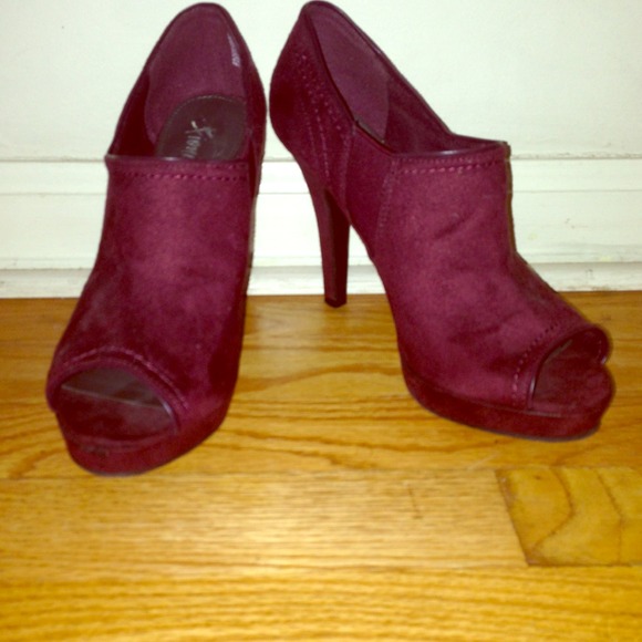 Open toed heals