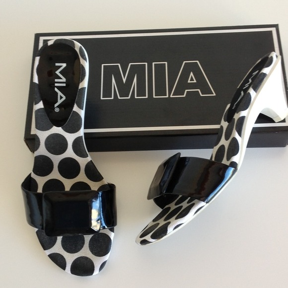 Black & White Sandals.