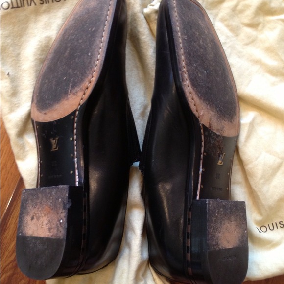 SOLD! !Authentic Men's Louis Vuitton Dress Shoes - Picture 3 of 4