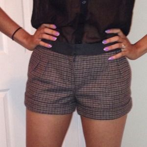 EXPRESS houndstooth shorts