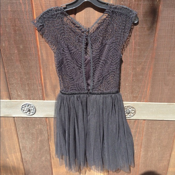 Asos dress - Picture 3 of 4