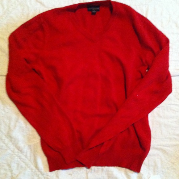 Red cashmere sweater. Size small