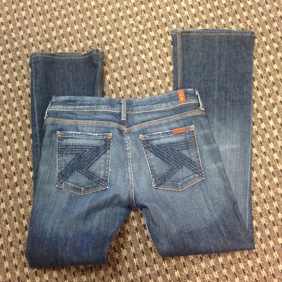 7 for all Mankind jeans size 28 boot cut