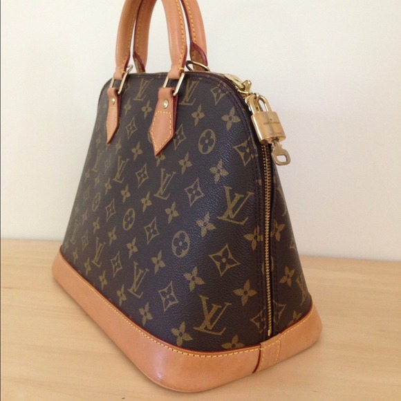 S O L D !!! LV Alma PM ultimate elegance - Picture 2 of 4