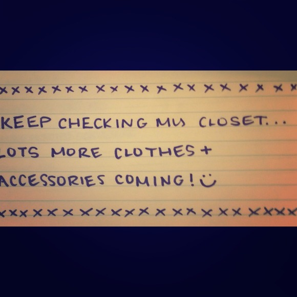 Updating my closet!🎀👗👠