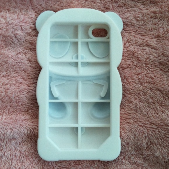 💢SOLD💢Rubber silicone iPhone 4 Panda case - Picture 2 of 2