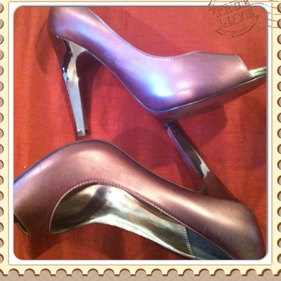 ❤SOLD❤ - Picture 2 of 3