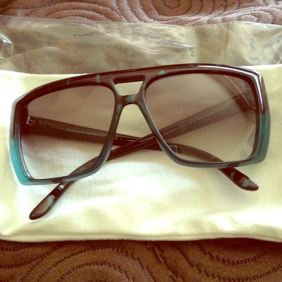 Gucci Accessories - Gucci 2011 runway sunglasses