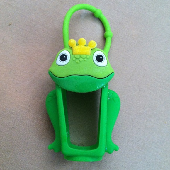 Hand sanitizer holder