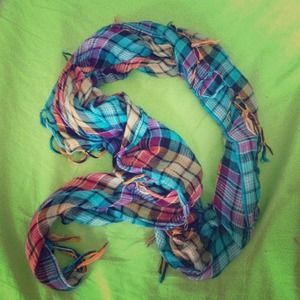 Multicolored scarf