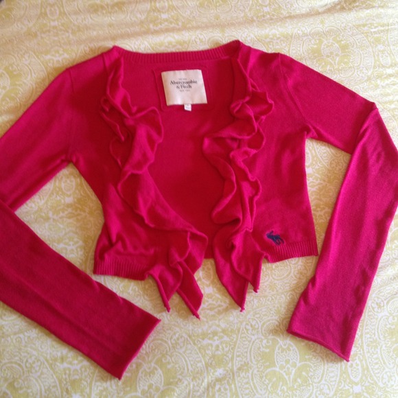 Hot pink ruffled sweater - Picture 2 of 4