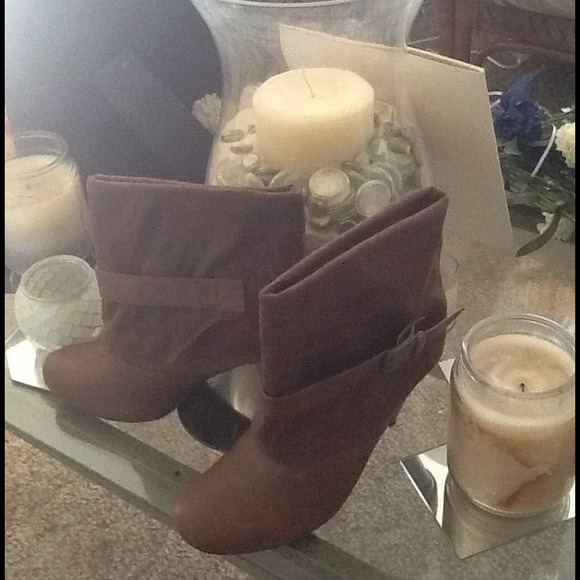 Brown ankle boots