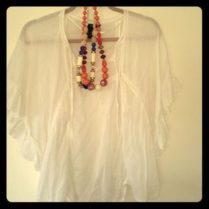 H&M  adorable peasant top