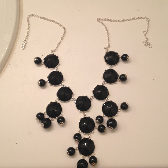 Black bubble necklace